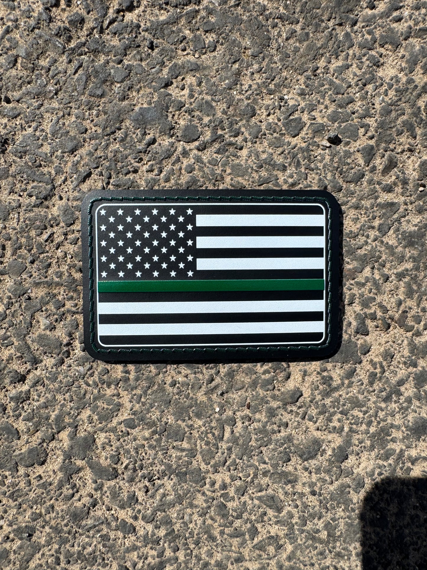 UV3D USA FLAG GREEN LINE WITH ADHESIVE-PRESS READY PATCH-3.5" x 2"