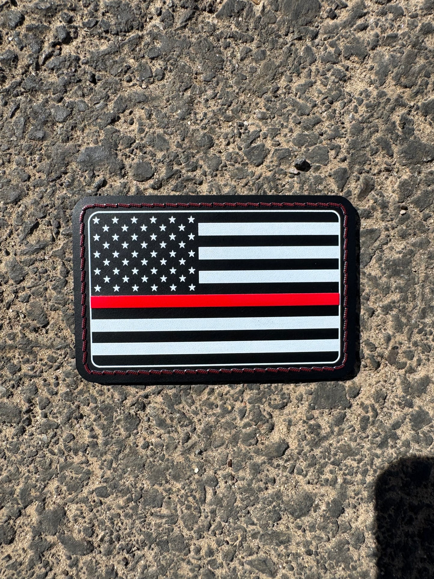 UV3D USA FLAG RED LINE WITH ADHESIVE-PRESS READY PATCH-3.5" x 2"