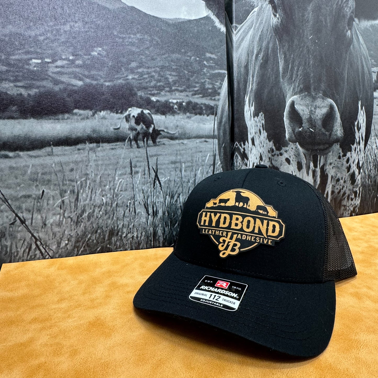 HIGHLAND/BLACK WITH ADHESIVE HYDBOND LEATHERETTE SHEET (12"x24") STANDARD